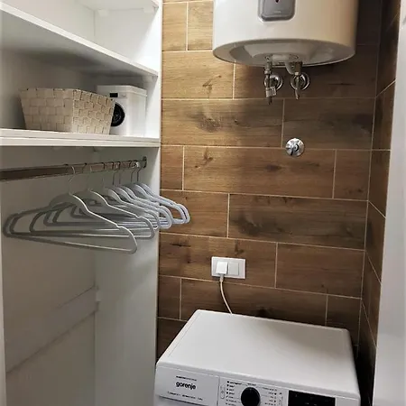Astra Apartment *